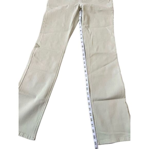 Ralph Lauren Petite Jeans - Picture 3 of 6